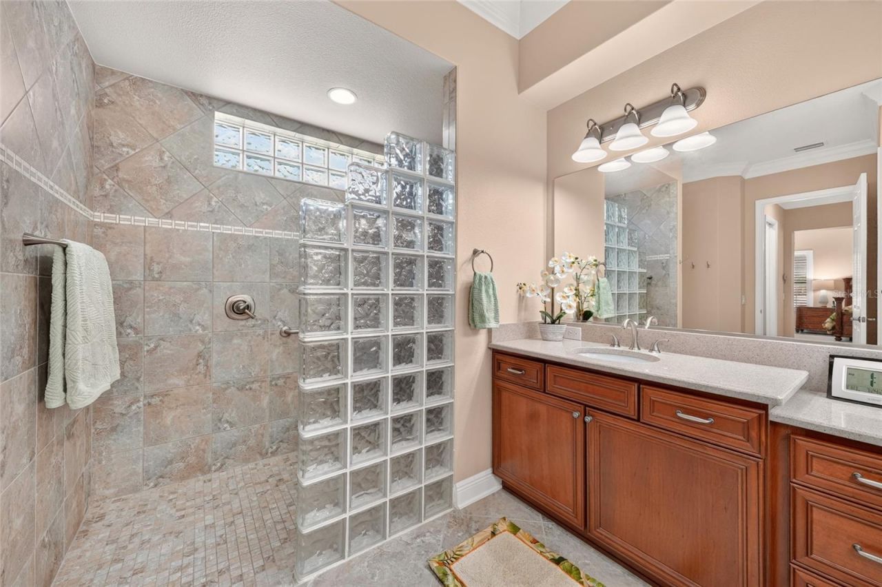 622 Laurel Run , The Villages, FL 32162 Photo