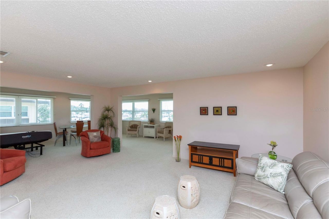 4452 Garnet Drive , Unit 306, New Port Richey, FL 34652 Photo