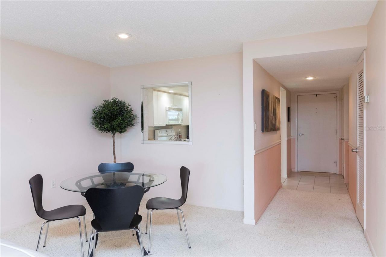 4452 Garnet Drive , Unit 306, New Port Richey, FL 34652 Photo
