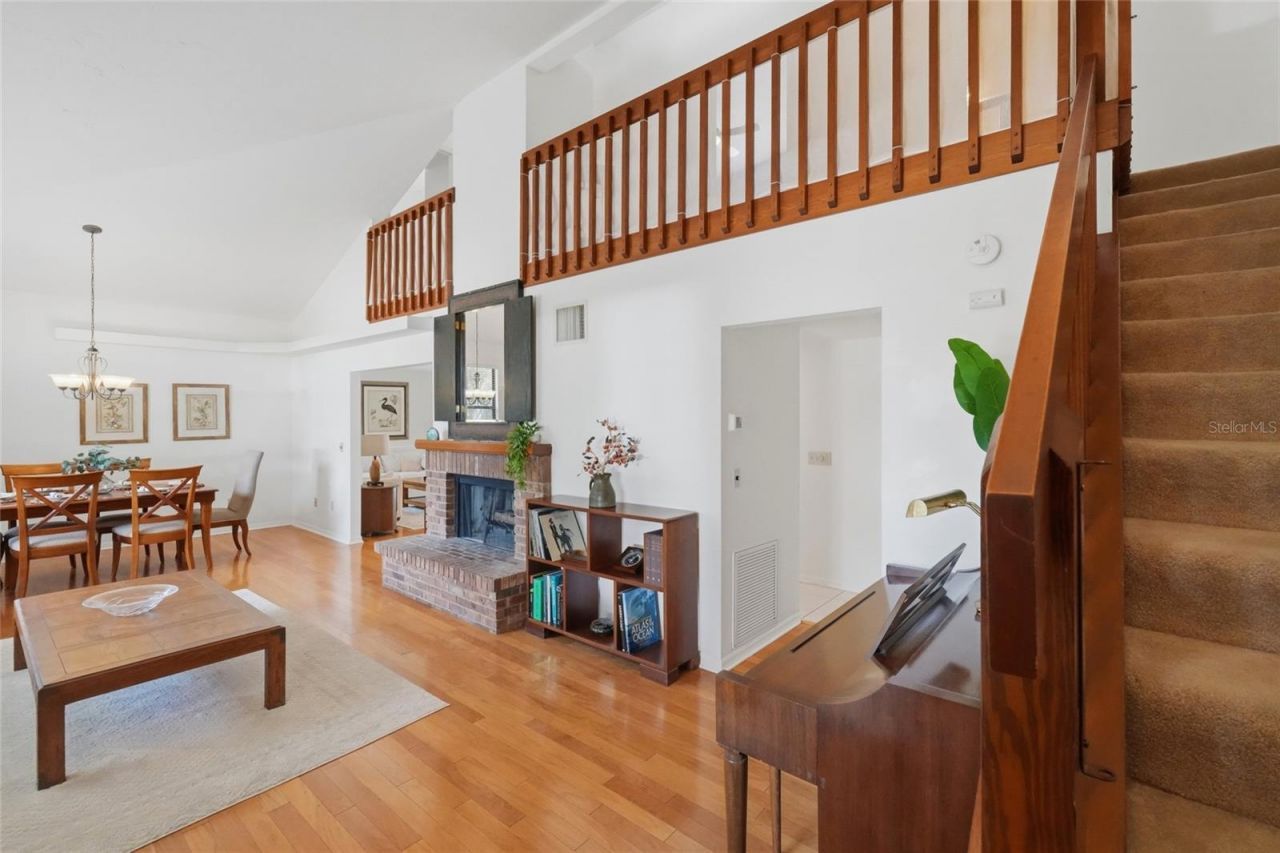 735 Forestview Drive, Sarasota, FL 34232 Photo