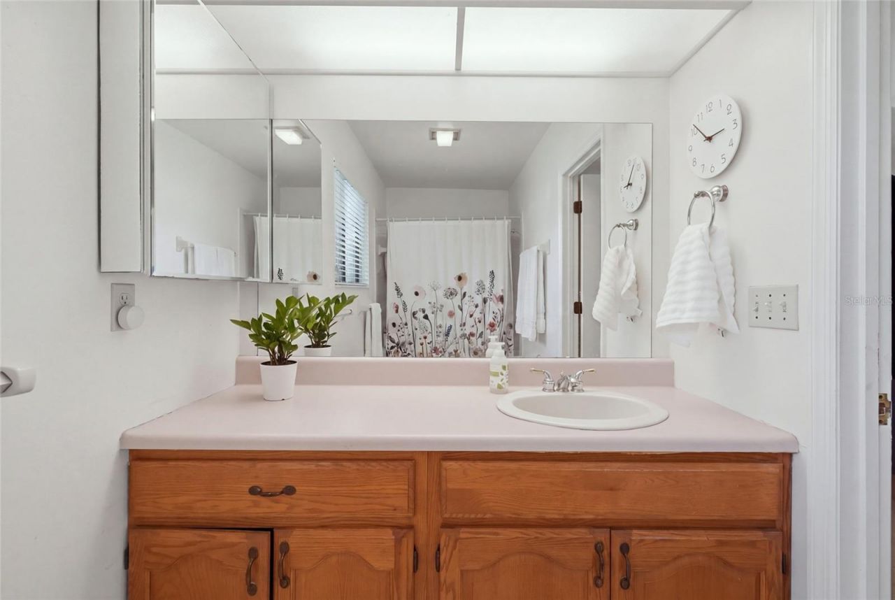 735 Forestview Drive, Sarasota, FL 34232 Photo