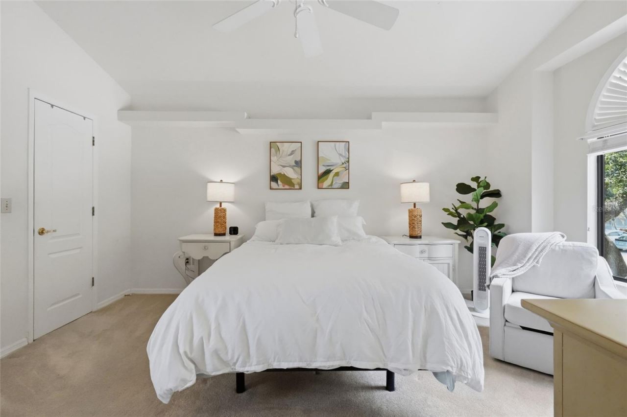 735 Forestview Drive, Sarasota, FL 34232 Photo