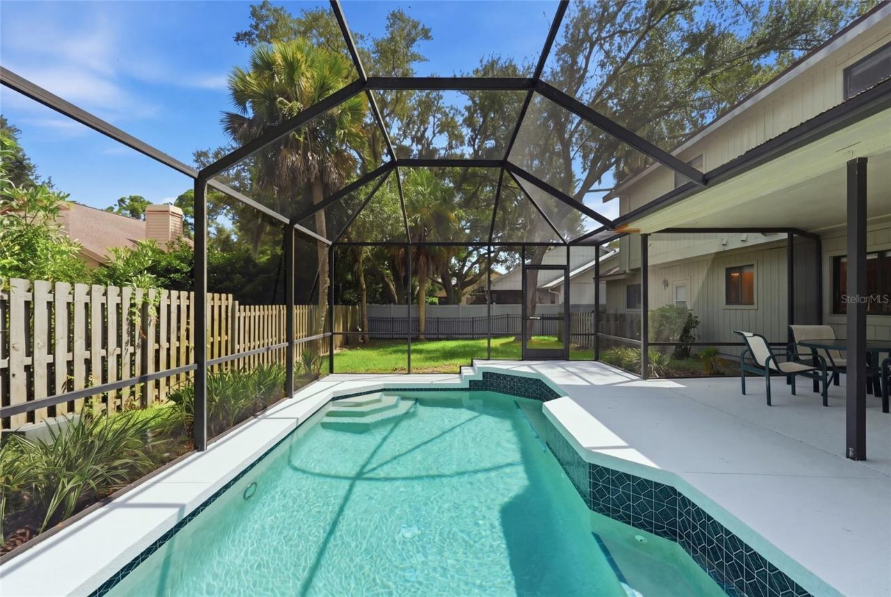 735 Forestview Drive, Sarasota, FL 34232 Photo
