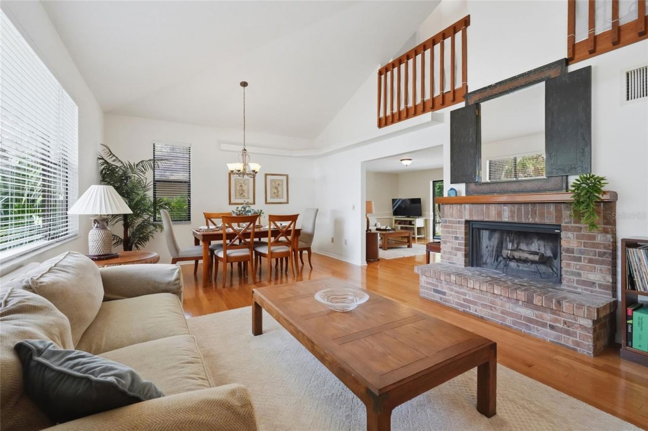 735 Forestview Drive, Sarasota, FL 34232 Photo