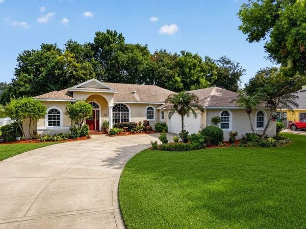 3237 INDIAN TRAIL , EUSTIS, FL 32726