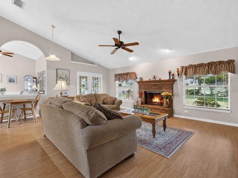 3237 Indian Trail , Eustis, FL 32726 Photo