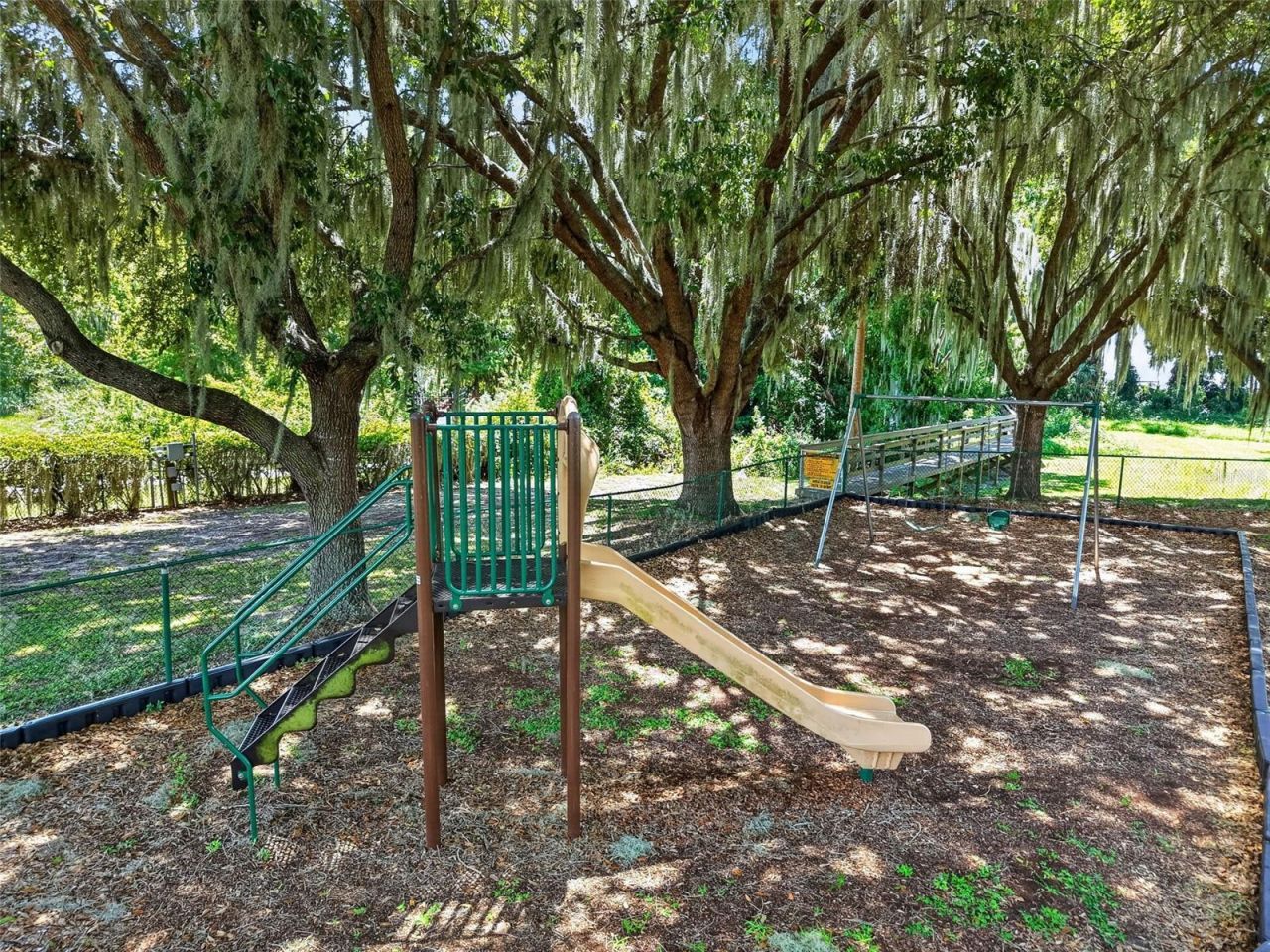 3237 Indian Trail , Eustis, FL 32726 Photo