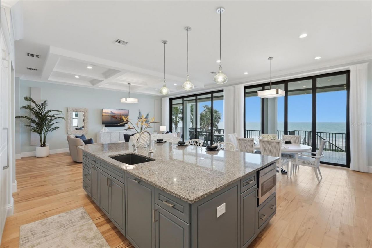 15908 Gulf Boulevard, Redington Beach, FL 33708 Photo