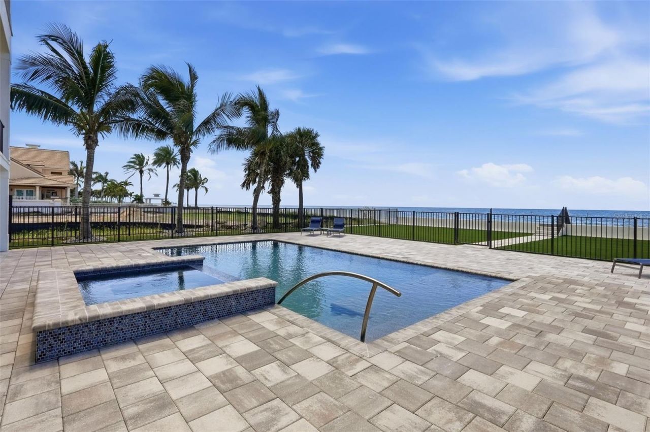 15908 Gulf Boulevard, Redington Beach, FL 33708 Photo