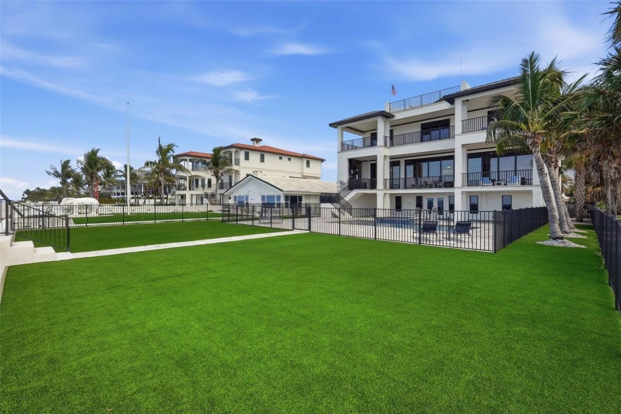 15908 Gulf Boulevard, Redington Beach, FL 33708 Photo