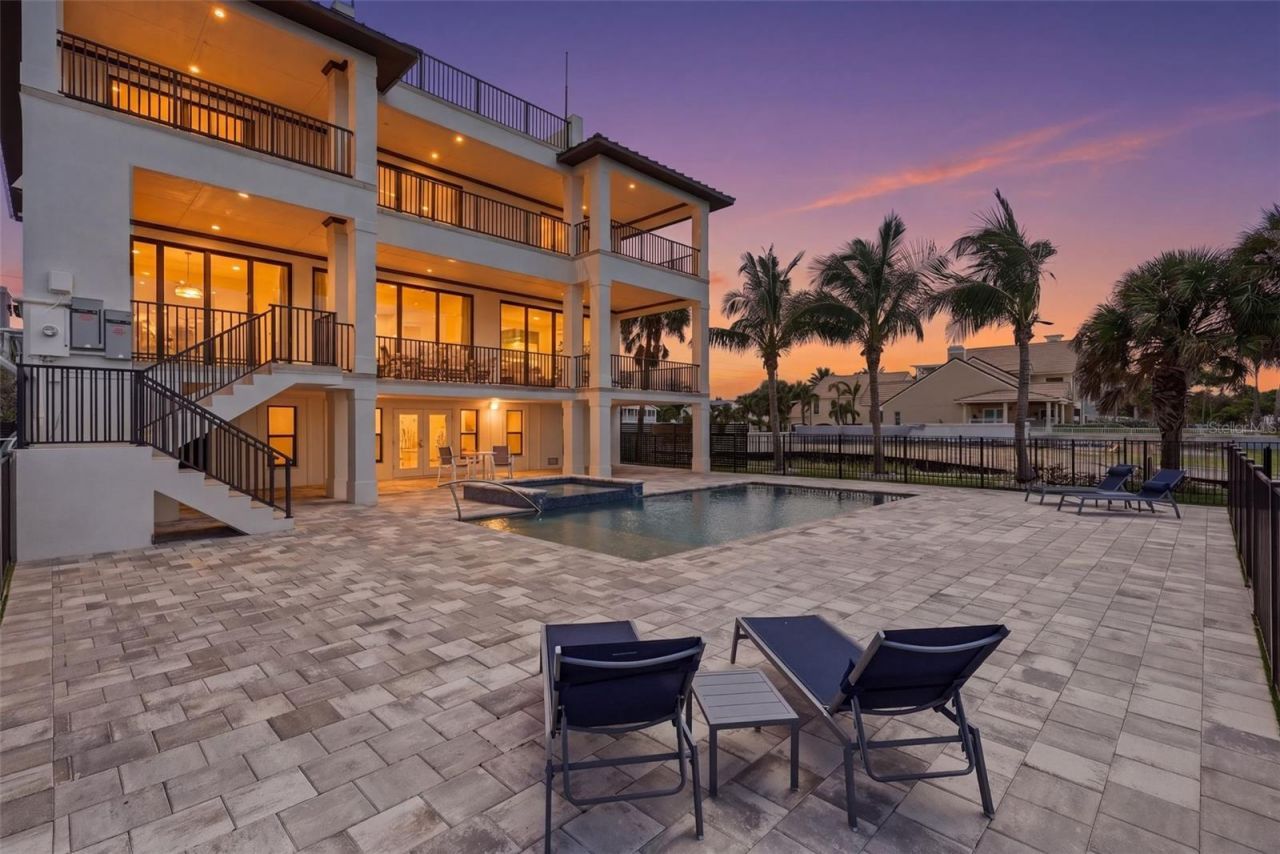 15908 Gulf Boulevard, Redington Beach, FL 33708 Photo