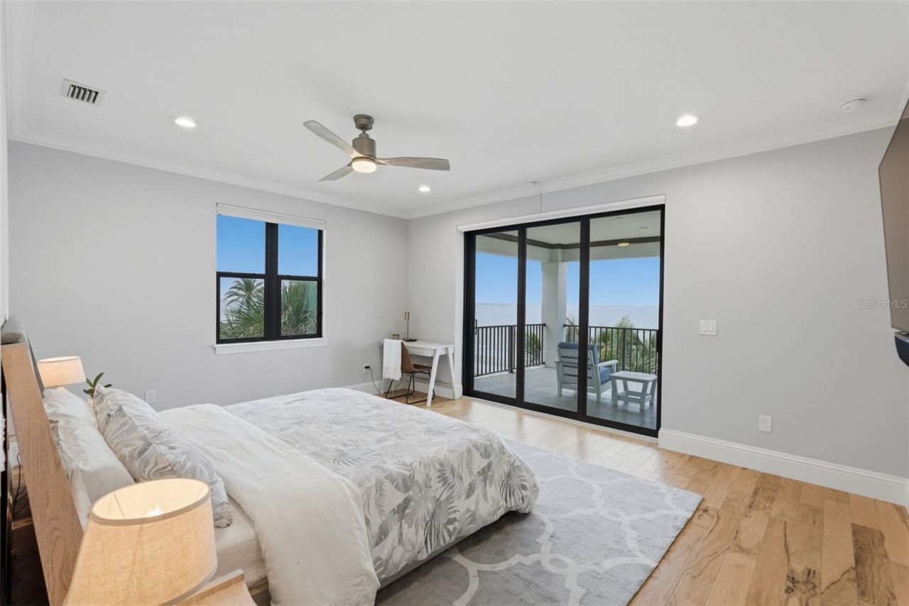 15908 Gulf Boulevard, Redington Beach, FL 33708 Photo