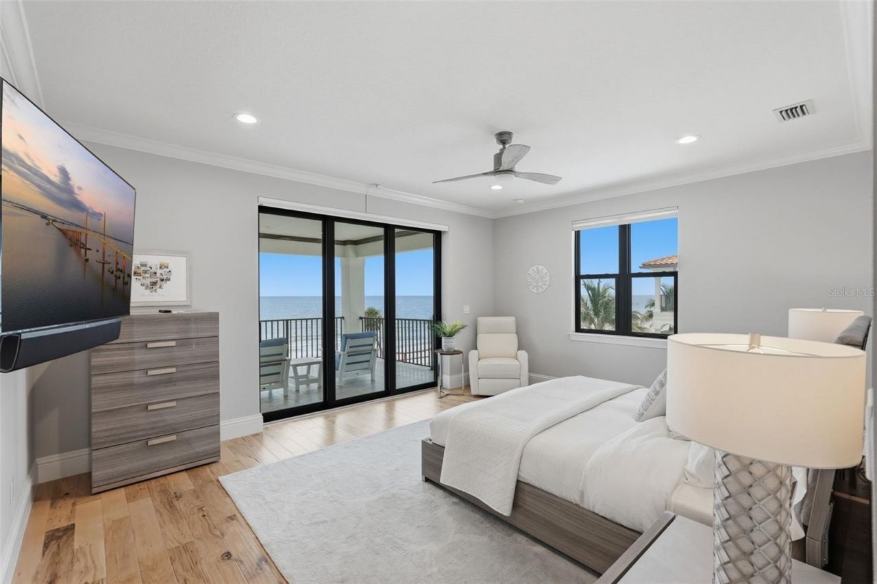15908 Gulf Boulevard, Redington Beach, FL 33708 Photo