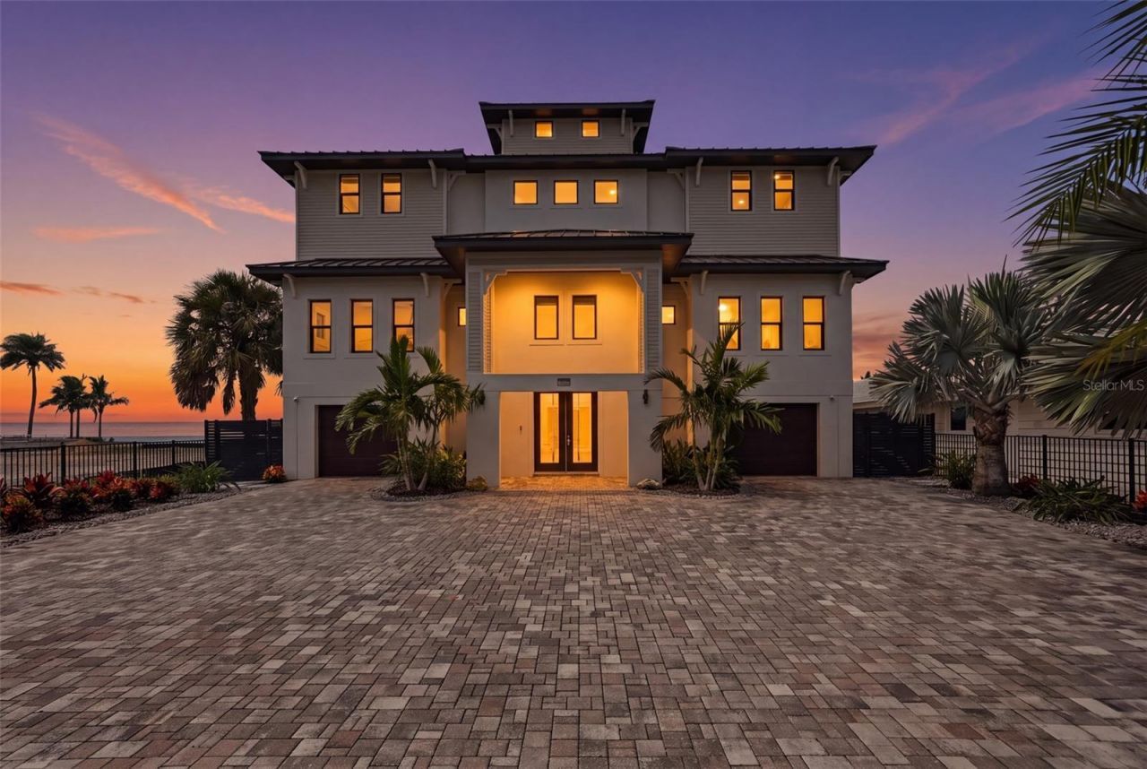 15908 Gulf Boulevard, Redington Beach, FL 33708 Photo