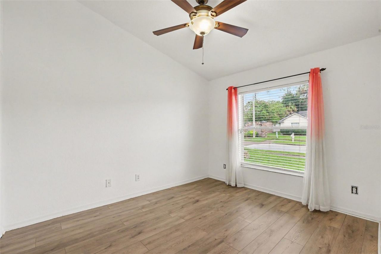 1102 Vinetree Drive , Brandon, FL 33510 Photo