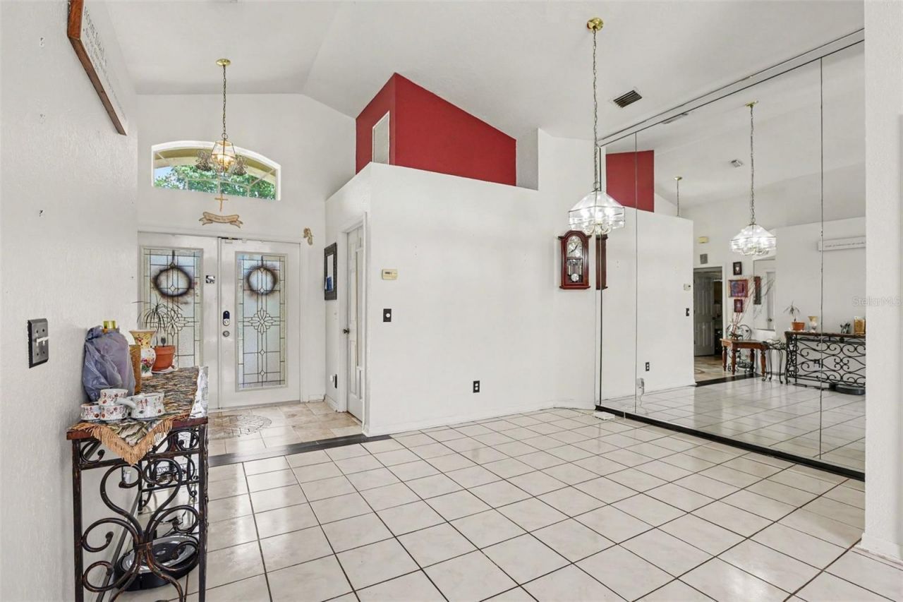 1102 Vinetree Drive , Brandon, FL 33510 Photo