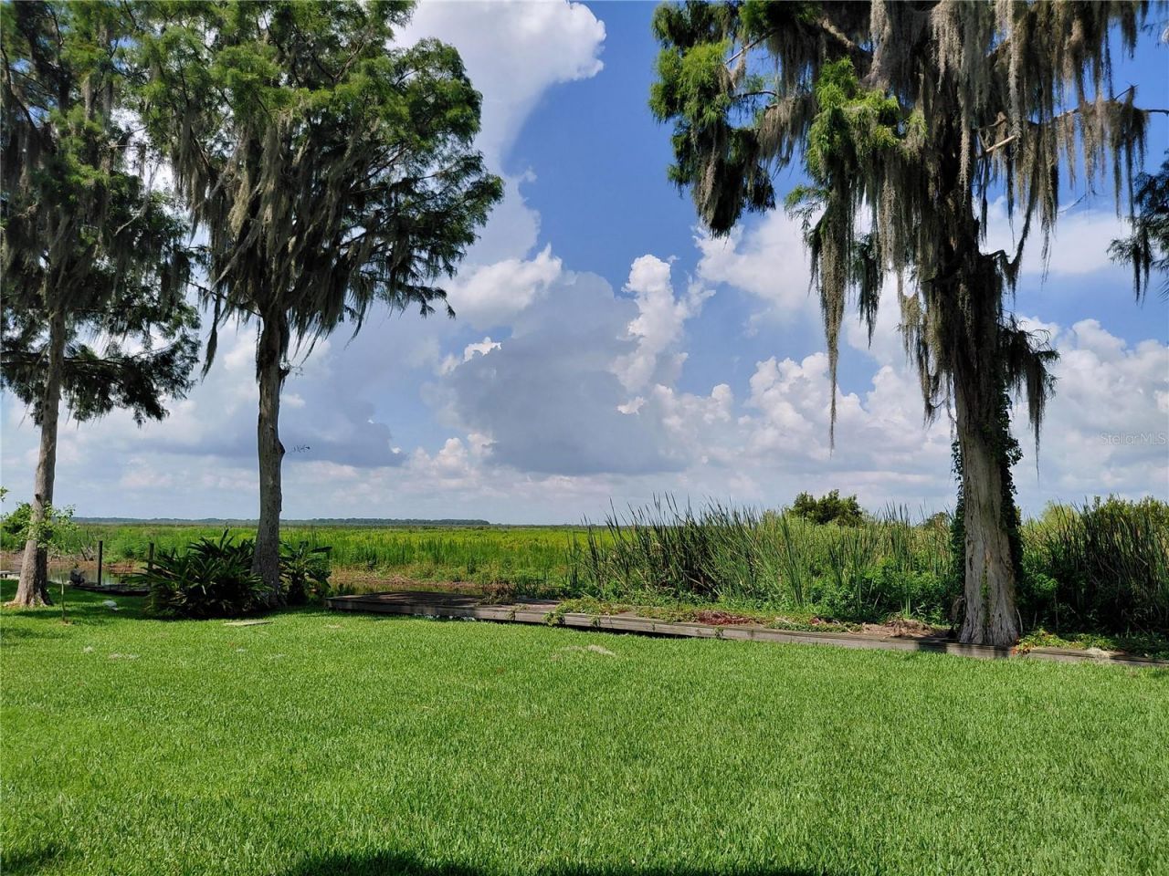 1303 Club Lane , Lorida, FL 33857 Photo