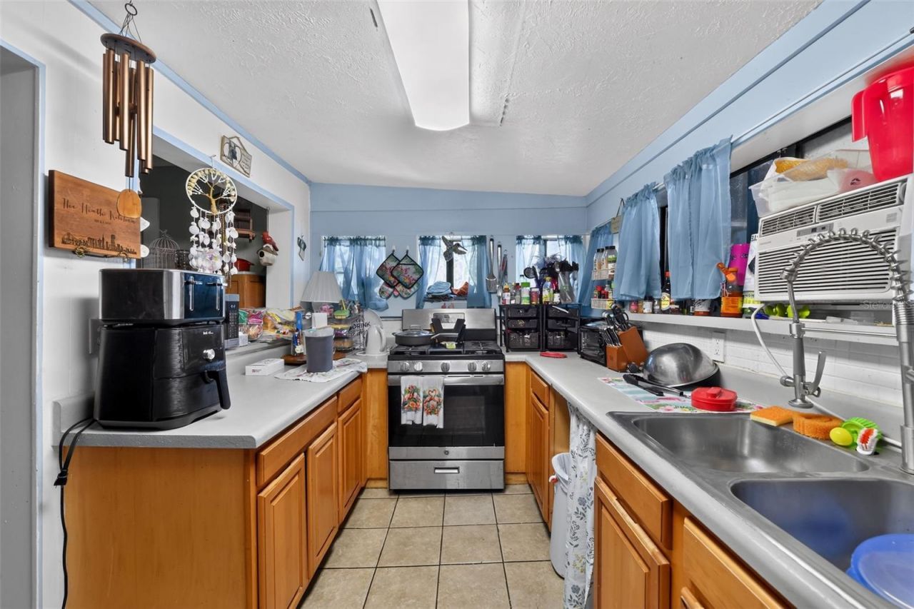 806 35th Street W, Bradenton, FL 34205 Photo
