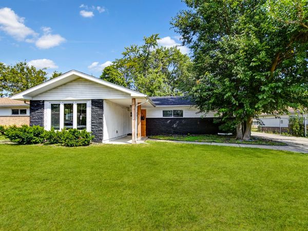 354 Winona Street , Park Forest, IL 60466