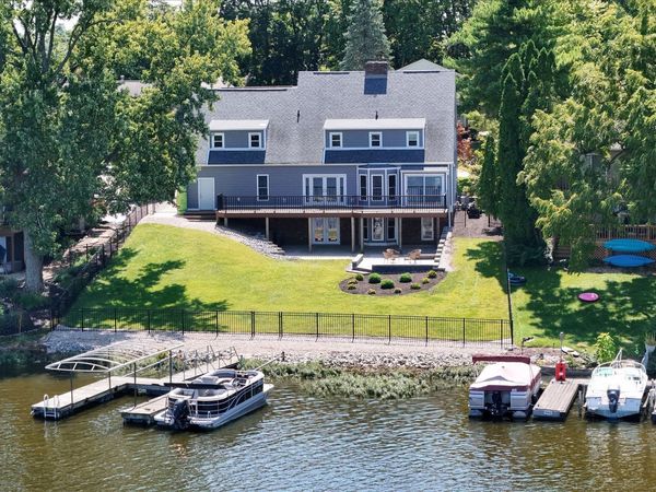 1224 Willow Way , Noblesville, IN 46062