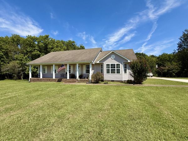 594 Highway 64 W, Lawrenceburg, TN 38464