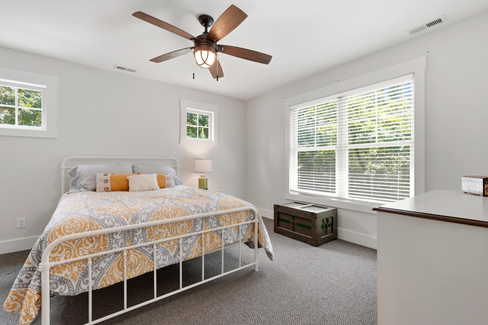 652 Whispering Pines Ct. Photo 26