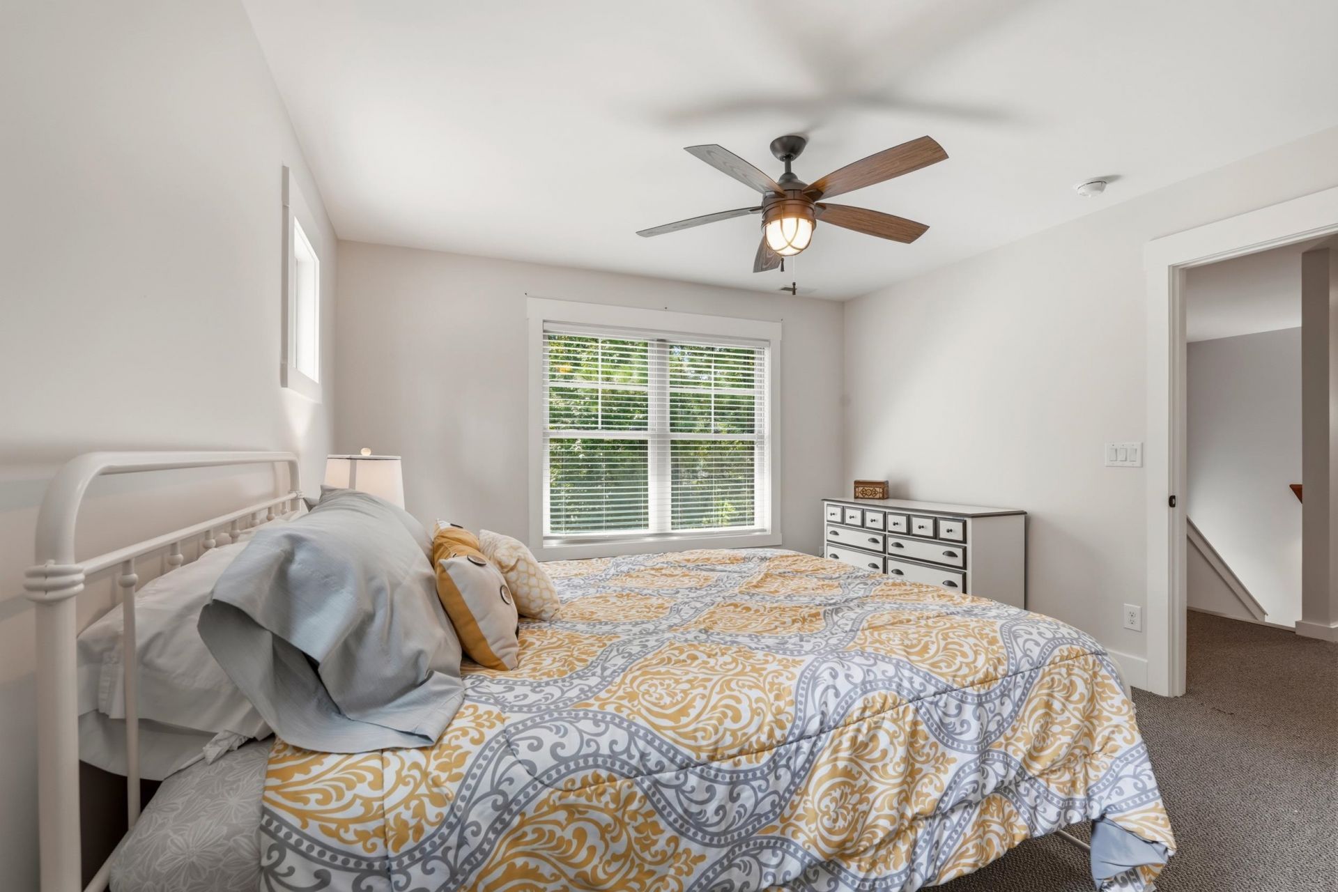 652 Whispering Pines Ct. Photo 30