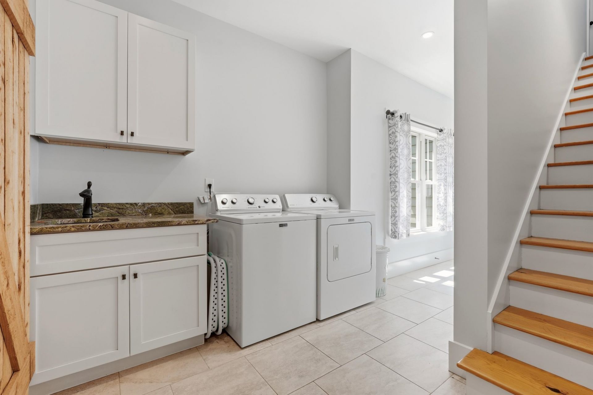 652 Whispering Pines Ct. Photo 33