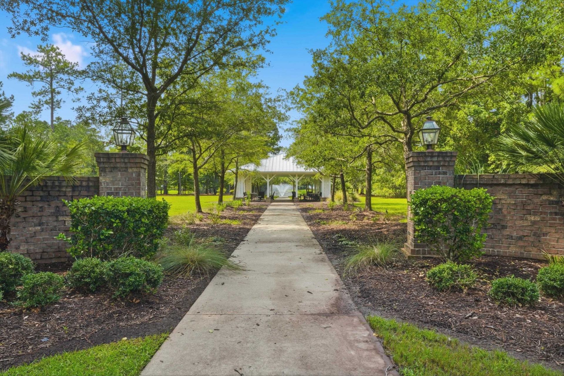 652 Whispering Pines Ct. Photo 59