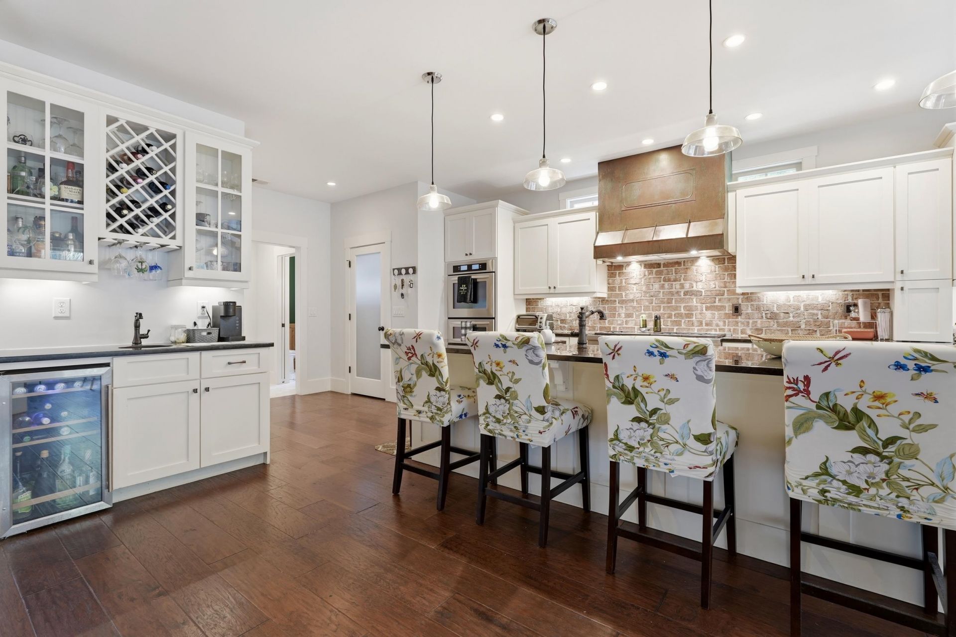652 Whispering Pines Ct. Photo 8