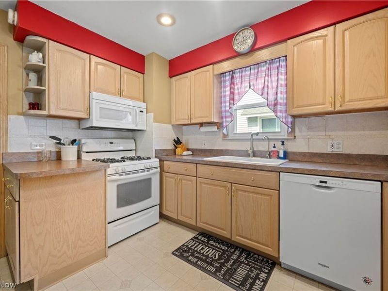 173 25th Street NW, Barberton, OH 44203 Photo 12