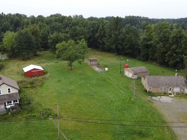 3039 Parkman Avenue, Warren, OH 44481
