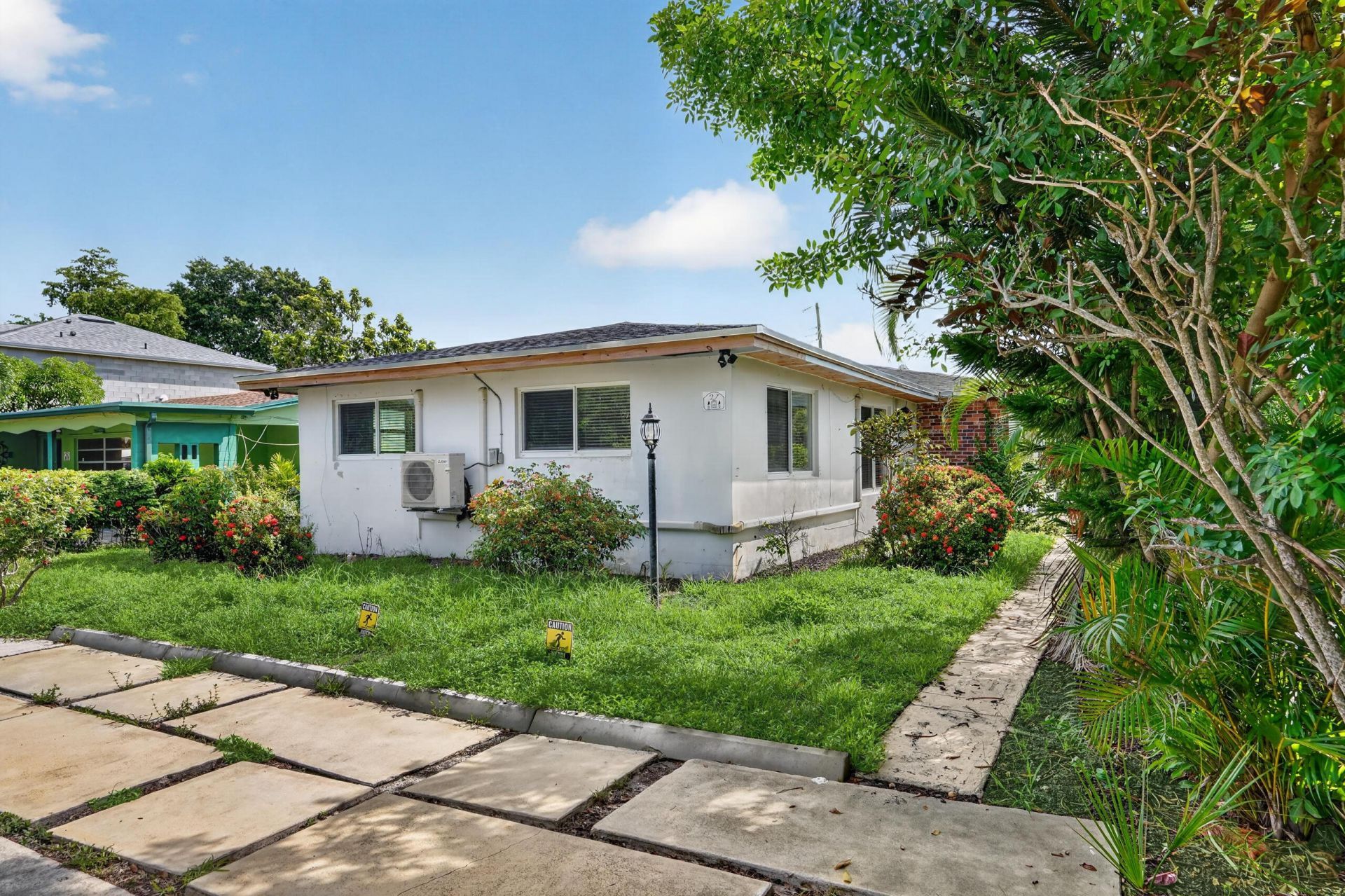 27 NW 14th Avenue, Unit A, Delray Beach, FL 33444 Photo