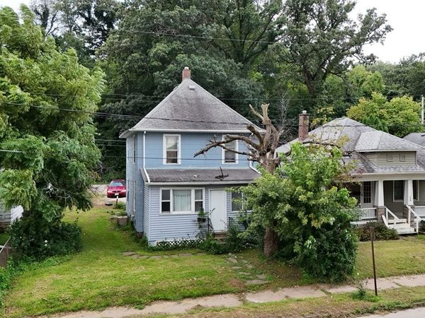 310 17TH Avenue , East Moline, IL 61244