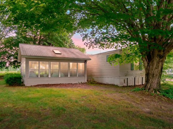 47528 84th Avenue, Decatur, MI 49045
