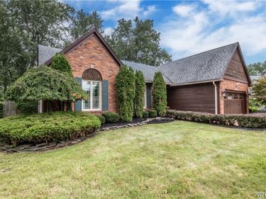 82 Bragg Court, Buffalo, NY 14221