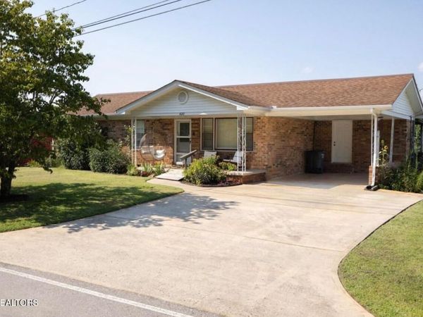 420 Thompson Weiman Rd, Sparta, TN 38583