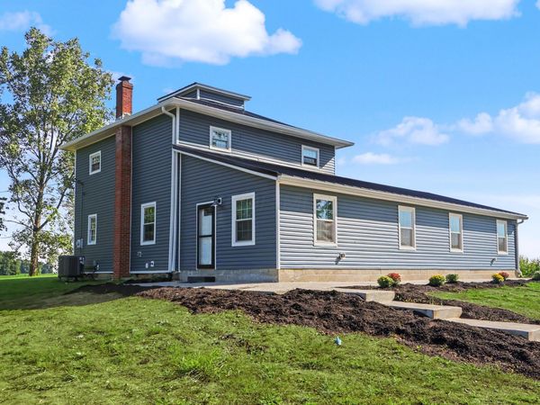6710 State Route 42 , Mount Gilead, OH 43338