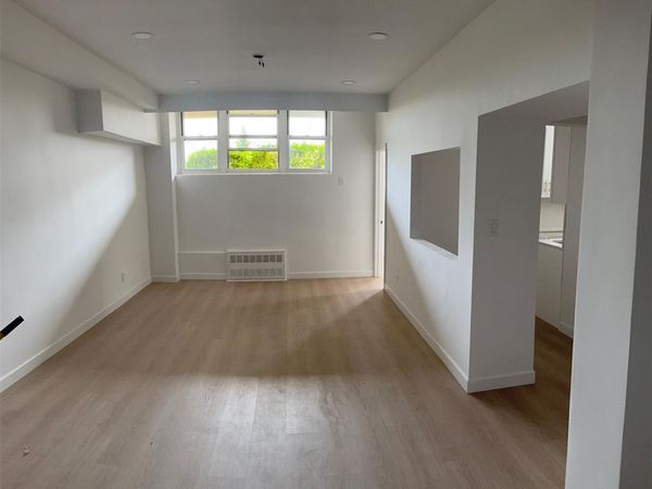 125 Beach 124th Street , Unit 1B, Rockaway Park, NY 11694