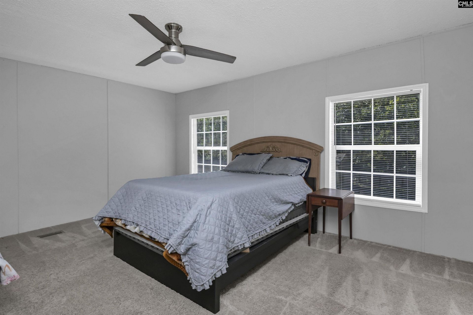 115 Divinci Road  Photo 10