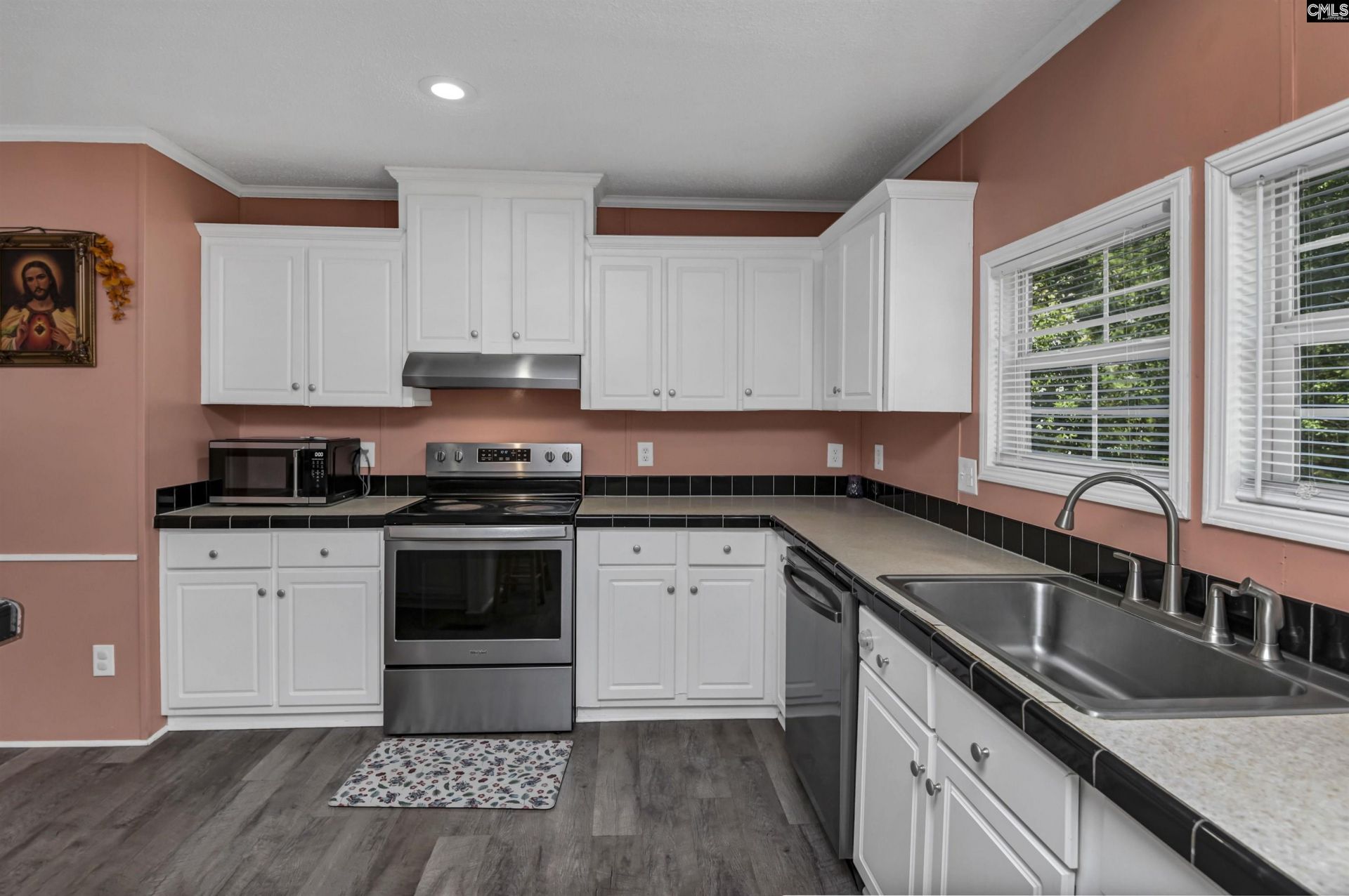 115 Divinci Road  Photo 5