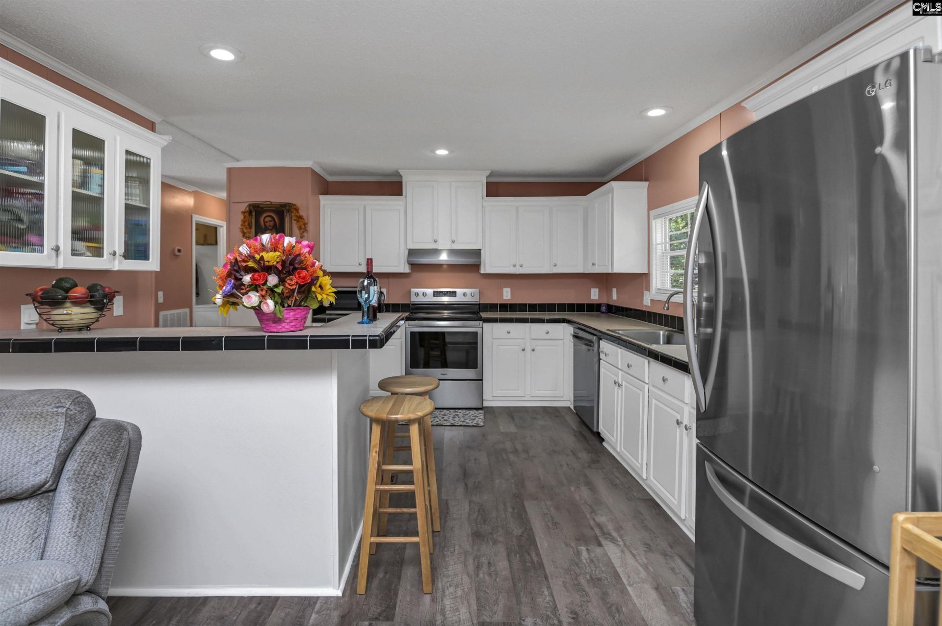 115 Divinci Road  Photo 6
