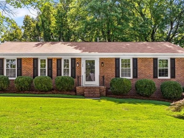 708 Woodlake Drive, Greensboro, NC 27406