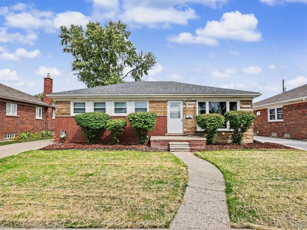8949 Fox Avenue, Allen Park, Mi 48101