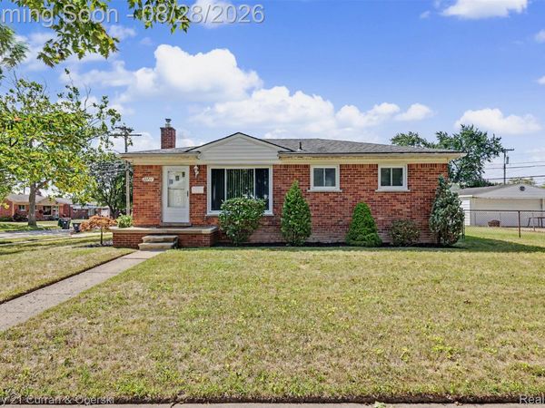 22711 Hayes Street, Taylor, Mi 48180