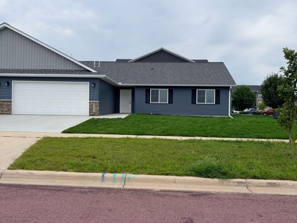2025 Clark Street , Saint Peter, MN 56082