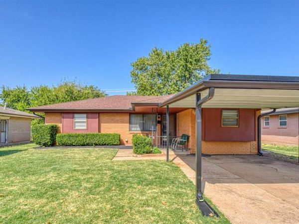 1135 Elmhurst Street, Moore, OK 73160