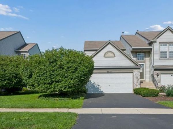 3323 Bromley Lane , Unit 3323, Aurora, IL 60502