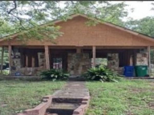5461 Stillhouse Road , Stone Mountain, GA 30083