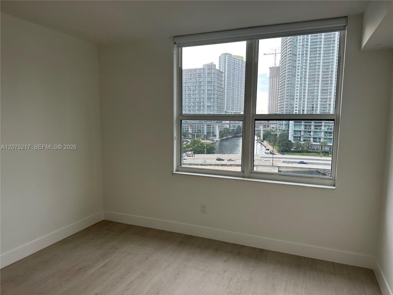 31 SE 5th St , Unit 1007, Miami, FL 33131 Photo
